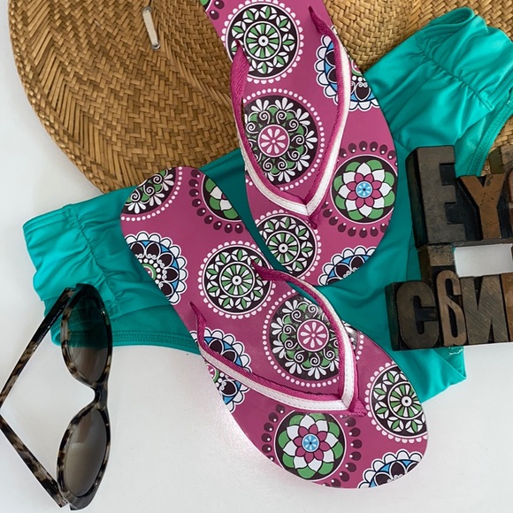 Vera Bradley Shoes - 🆕VERA BRADLEY Floral Medallion Flip Flop Sandals